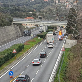 A10, prevista una domenica pomeriggio di code in direzione Genova e Savona