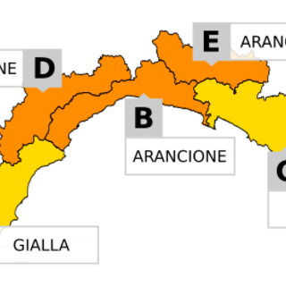 Domenica di maltempo: allerta arancione sul genovesato e nell'entroterra con temporali forti dalle 8 Domenica di maltempo: allerta arancione sul genovesato e nell'entroterra con temporali forti dalle 8