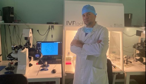 Il Coronavirus con gli occhi del biologo: "Di solito siamo poco considerati, ma il nostro ruolo in laboratorio è fondamentale"