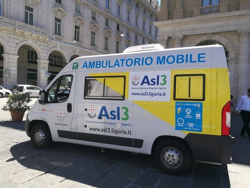 Gli specialisti Asl3 a bordo del truck tour "Al cuore del diabete" per controlli e consigli su diabete e rischio cardiovascolare Gli specialisti Asl3 a bordo del truck tour "Al cuore del diabete" per controlli e consigli su diabete e rischio cardiovascolare