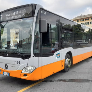 AMT, MobìGe: "Prima di tagliare il servizio bisogna renderlo più veloce ed efficiente" AMT, MobìGe: "Prima di tagliare il servizio bisogna renderlo più veloce ed efficiente"