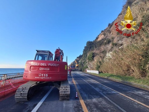 Frana di Arenzano, l’Aurelia verrà riaperta a doppio senso il 4 marzo Frana di Arenzano, l’Aurelia verrà riaperta a doppio senso il 4 marzo