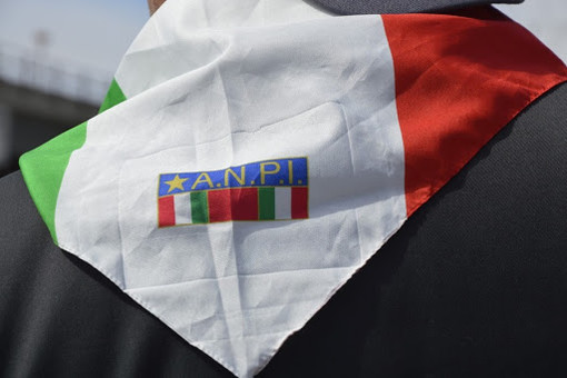 Bandiere Nato alle manifestazioni del 25 aprile, Bisca (Anpi) replica a Toti: "Sa di polemica elettorale"