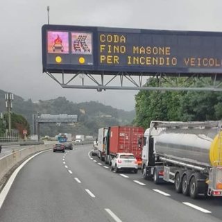 Foto tratta dal Gruppo Facebook Viabilità Genova