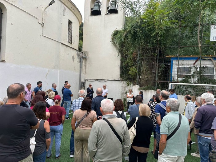 Campasso, i cittadini all'assessore Ferrante: “Servono risposte concrete, non un rimpallo di competenze” Campasso, i cittadini all'assessore Ferrante: “Servono risposte concrete, non un rimpallo di competenze”
