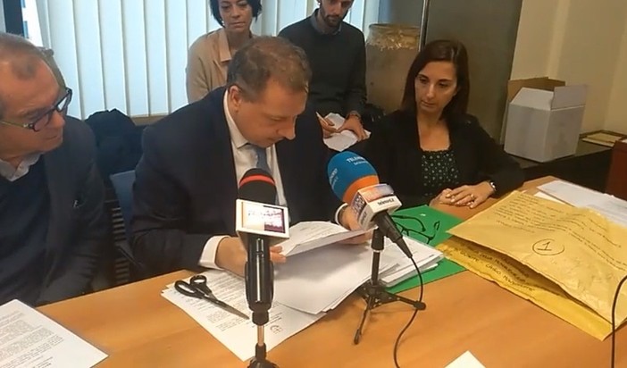 Privatizzazione degli ospedali di Albenga e Cairo: la gestione affidata all'Istituto ortopedico Galeazzi (FOTO e VIDEO)