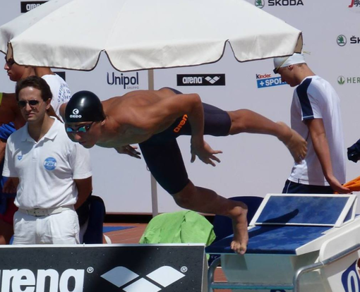 Il nuotatore di Sestri Levante Alberto Razzetti (foto Facebook) Il nuotatore di Sestri Levante Alberto Razzetti (foto Facebook)