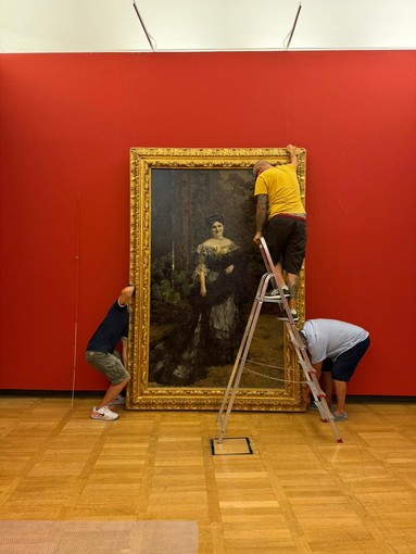 l'arrivo del quadro alla galleria l'arrivo del quadro alla galleria