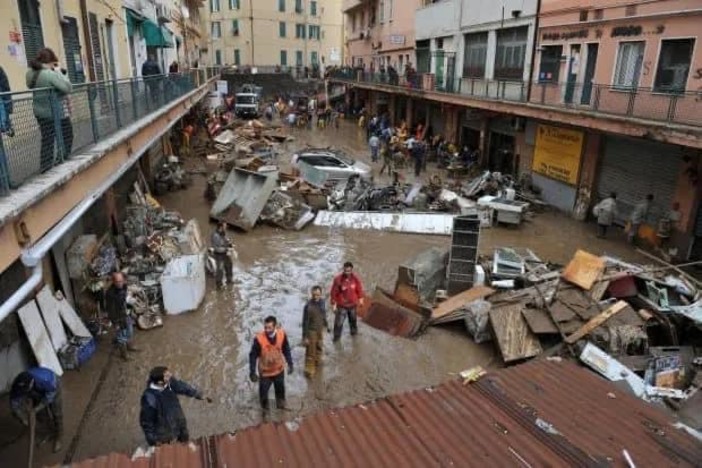 Otto anni fa l'alluvione di Genova che devastò la Valbisagno