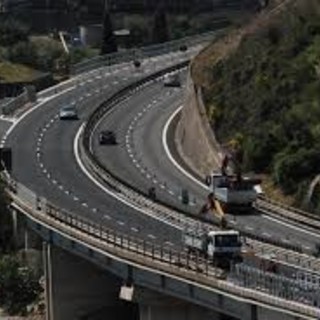 Traffico, A26: circolazione ridotta sulla Genova Voltri-Gravellona Toce
