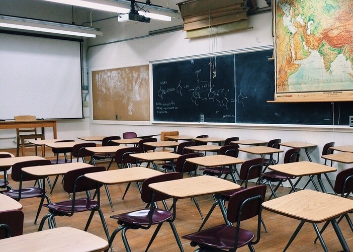 Sanità: Asl3, seconda diretta Facebook su Covid e scuola con gli specialisti Sanità: Asl3, seconda diretta Facebook su Covid e scuola con gli specialisti