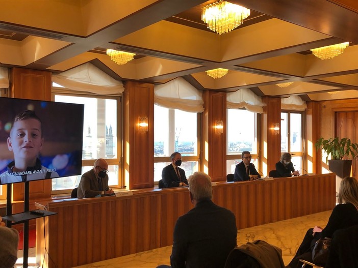 Banca Carige e il Gaslini di Genova per Natale mettono il sorriso sotto l'albero dei più piccoli