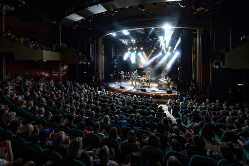 La parola a Disco Club, le uscite della settimana - Hoodcut, un complesso prog rock 'melodico' per i Big Big Train