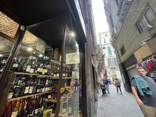 La Maddalena diventa un museo diffuso: nelle vetrine dei negozi arriva “Botteghe d’arte” La Maddalena diventa un museo diffuso: nelle vetrine dei negozi arriva “Botteghe d’arte”