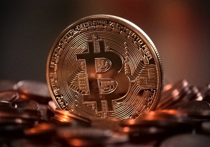Bitcoin e immobili: il futuro delle transazioni immobiliari Bitcoin e immobili: il futuro delle transazioni immobiliari