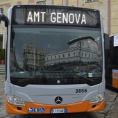 "AMT a due velocità tra sacrifici dei lavoratori e privilegi per la dirigenza", la protesta dei sindacati Genova