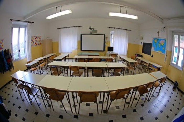 Cgil: "In Liguria la scuola arranca, Regione, Ufficio scolastico regionale e Anci cambino passo"
