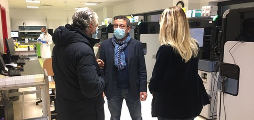 Il consigliere regionale Brunetto (Lega) in visita al Policlinico S. Martino: "Centro trasfusionale all’avanguardia" Il consigliere regionale Brunetto (Lega) in visita al Policlinico S. Martino: "Centro trasfusionale all’avanguardia"
