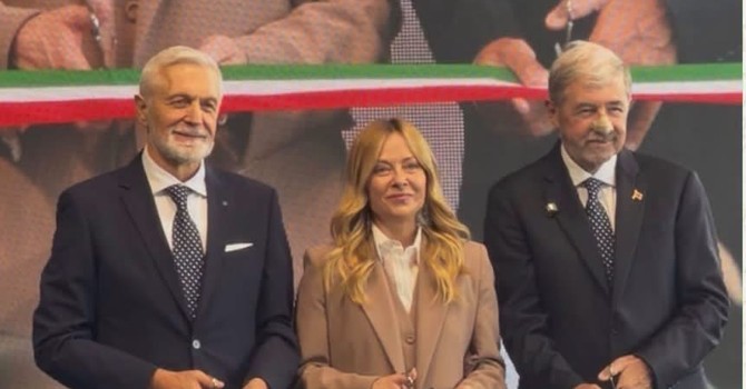 Salone Nautico, Salis esclusa dal palco con Meloni per il taglio del nastro: "È stato un peccato"