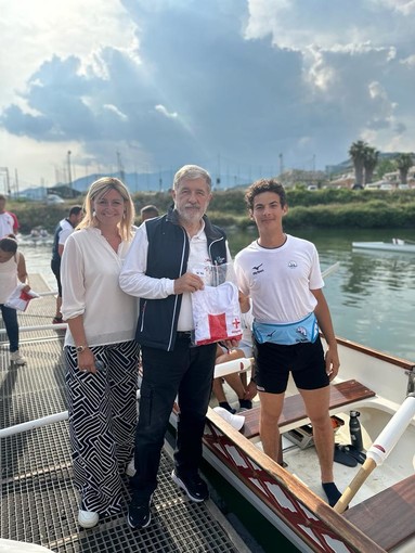 Oggi al Centro Remiero di Pra' la consegna dei body di gara per la 68° Regata delle antiche Repubbliche marinare Oggi al Centro Remiero di Pra' la consegna dei body di gara per la 68° Regata delle antiche Repubbliche marinare