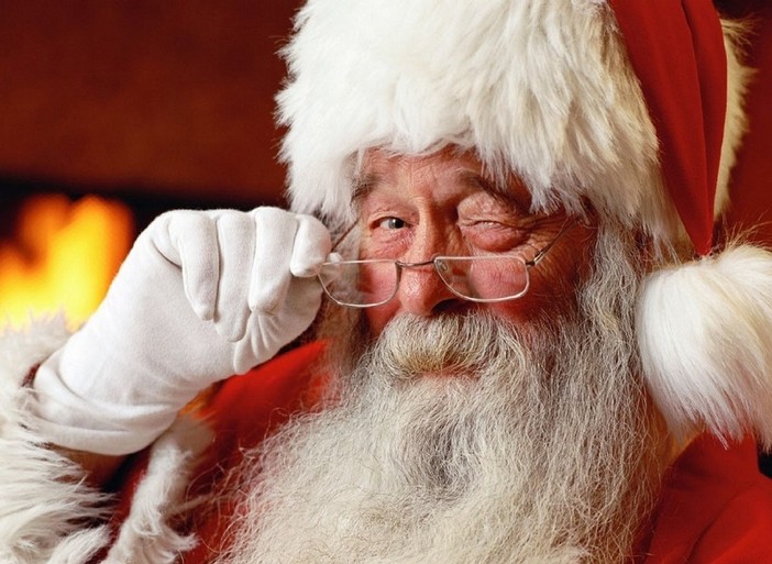 “Babbo Natale non esiste”: genitori in rivolta contro una maestra di quarta elementare