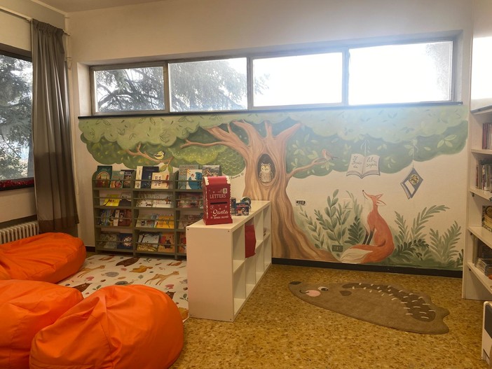Via Cravasco, nasce 'Il bosco dei libri segreti': la nuova biblioteca per i bambini della scuola primaria Paganini Via Cravasco, nasce 'Il bosco dei libri segreti': la nuova biblioteca per i bambini della scuola primaria Paganini