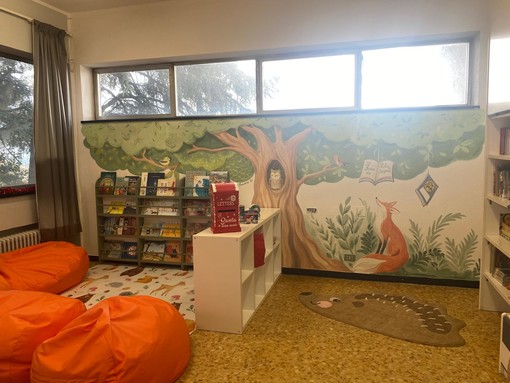 Via Cravasco, nasce 'Il bosco dei libri segreti': la nuova biblioteca per i bambini della scuola primaria Paganini Via Cravasco, nasce 'Il bosco dei libri segreti': la nuova biblioteca per i bambini della scuola primaria Paganini