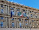 Lutto per i Carabinieri, bandiere a mezz'asta sul Palazzo della Regione Lutto per i Carabinieri, bandiere a mezz'asta sul Palazzo della Regione