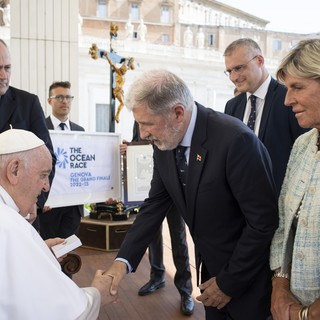 Ocean Race, il sindaco Marco Bucci da Papa Francesco