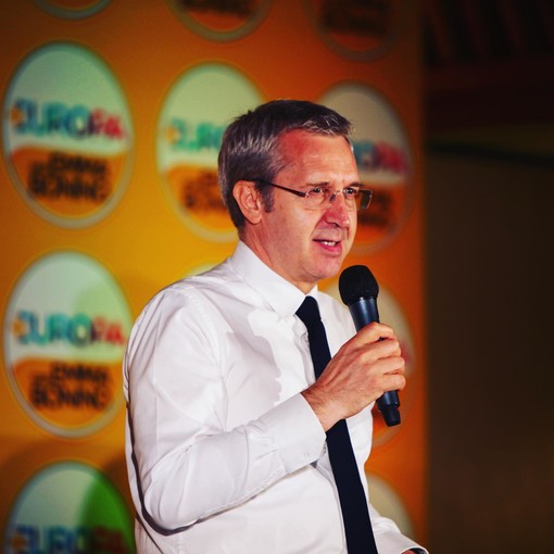 +Europa, in via Garibaldi la presentazione dei candidati con il segretario Della Vedova