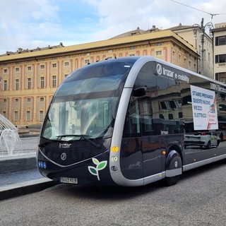 Genova, partita la sperimentazione del nuovo bus-tram elettrico al 100%