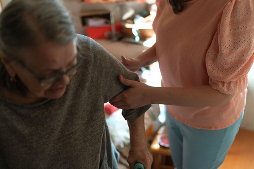 Welfare, da Regione 7 milioni per bonus assistenti familiari, baby sitter e prestazioni per gravissima disabilità