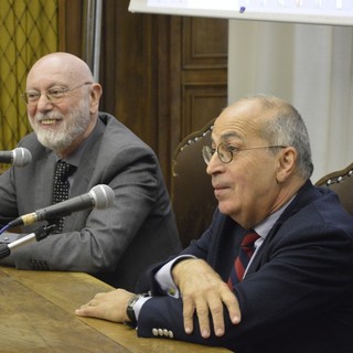 "Bond va in soffitta", nel futuro gli 007 sempre più in azione dietro al computer