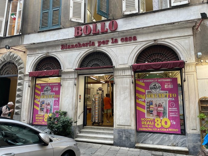 Ancora una saracinesca che si abbassa, addio a Bollo Telerie di Campetto Ancora una saracinesca che si abbassa, addio a Bollo Telerie di Campetto