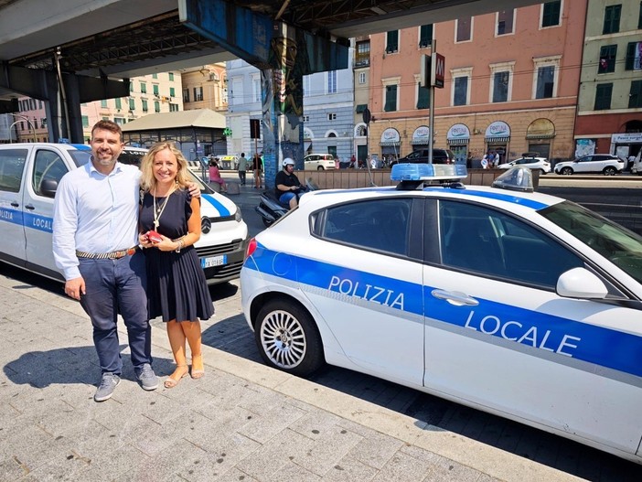 Darsena, scatta il presidio fisso della Polizia Locale. Lega: "La Giunta Salis smentisce sé stessa" Darsena, scatta il presidio fisso della Polizia Locale. Lega: "La Giunta Salis smentisce sé stessa"