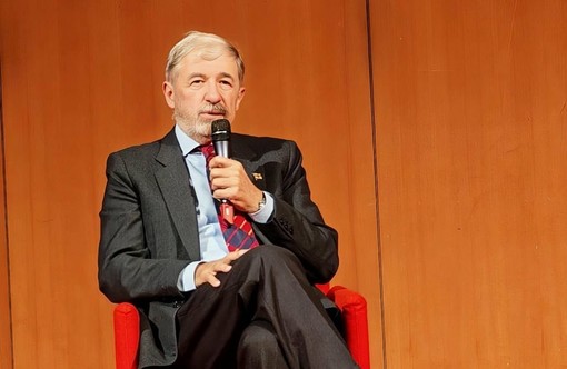 Infrastrutture e Logistica: Bucci rilancia Genova come hub globale, tra intermodalità e dati sottomarini