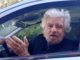 Beppe Grillo al volante di un carro funebre: “Il Movimento 5 Stelle è morto”