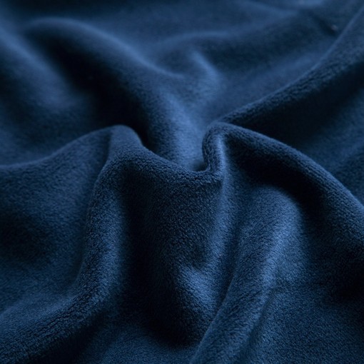Alla scoperta del Blu Navy, il &quot;nuovo nero&quot; delle passerelle