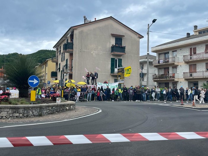 Coldiretti Genova e La Spezia accompagnano il Giro d'Italia nel Levante ligure Coldiretti Genova e La Spezia accompagnano il Giro d'Italia nel Levante ligure