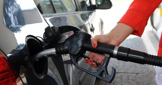 Prorogato il taglio delle accise fino al 3 luglio, sconti confermati su benzina e gasolio Prorogato il taglio delle accise fino al 3 luglio, sconti confermati su benzina e gasolio