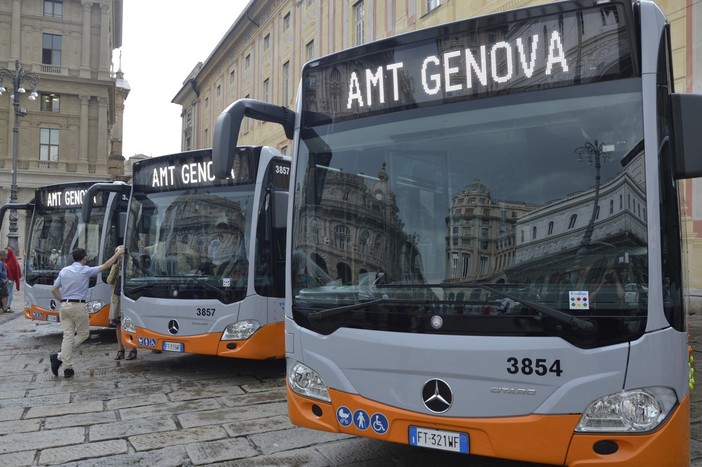 20 nuovi bus Citaro Mercedes rinforzano il trasporto pubblico genovese