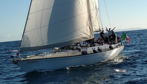 Parte domenica da Genova il viaggio della barca "Mediterraneo mare di Pace"