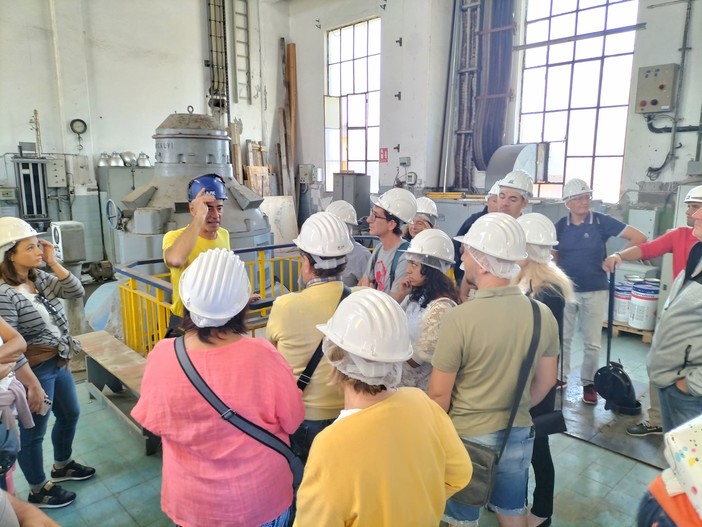 Oltre trecento persone in visita ai bacini di carenaggio: grande successo dell'iniziativa Oltre trecento persone in visita ai bacini di carenaggio: grande successo dell'iniziativa