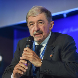 Salis futura governatrice o leader del centrosinistra? Bucci: "Quando farà queste cose, io sarò in barca a vela" Salis futura governatrice o leader del centrosinistra? Bucci: "Quando farà queste cose, io sarò in barca a vela"