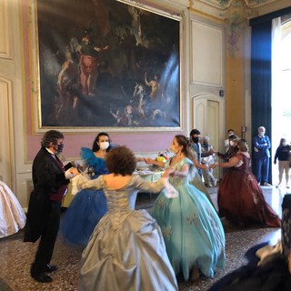 Al Palazzo della Borsa due spettacoli di danza in costume