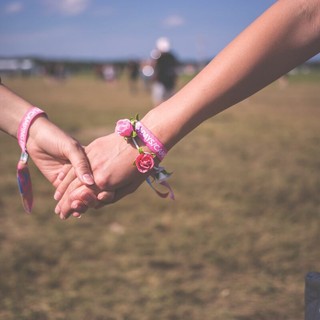 Braccialetti per concerti e discoteche: guida completa per organizzatori di eventi Braccialetti per concerti e discoteche: guida completa per organizzatori di eventi
