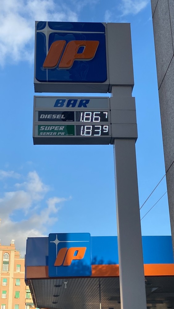 Caro carburanti: sciopero congelato, ma quanto costa la benzina a Genova? Caro carburanti: sciopero congelato, ma quanto costa la benzina a Genova?