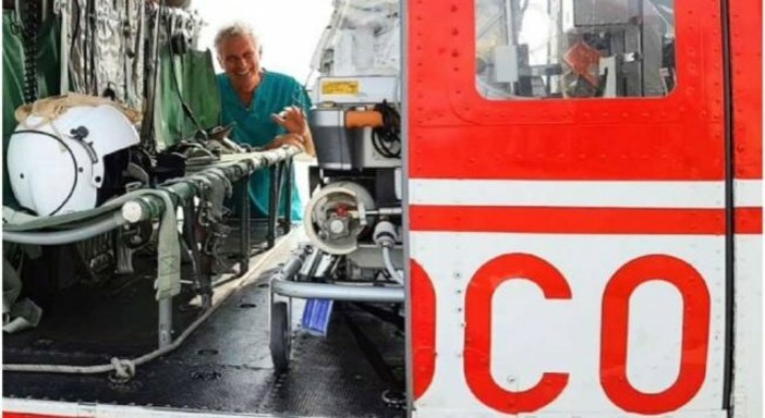 “Piume”: l’ex neonatologo del Gaslini racconta trent’anni di trasporti in volo