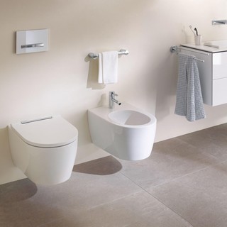 Un bagno, piccolo, lungo e stretto: le misure in un progetto