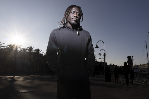 La musica che ci gira intorno - Da Dakar a Genova: il viaggio musicale di Alassane Badboy